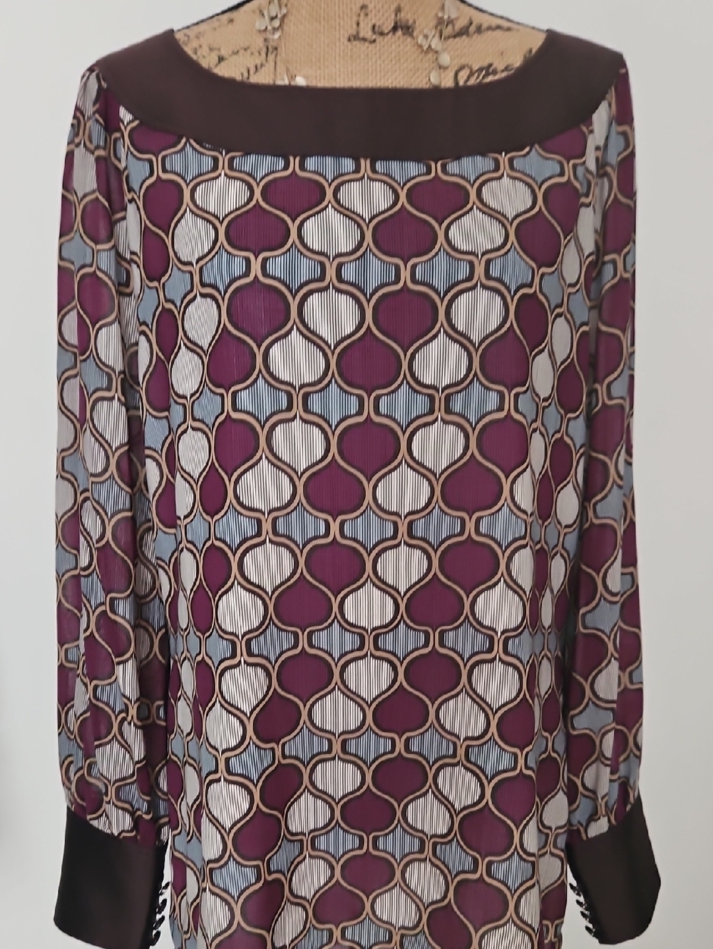 Tory Burch Blouse, Size 14. - Picture 2 of 12